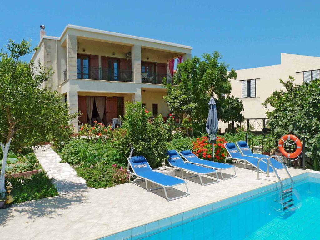 The Garden Villas Maleme  Room photo
